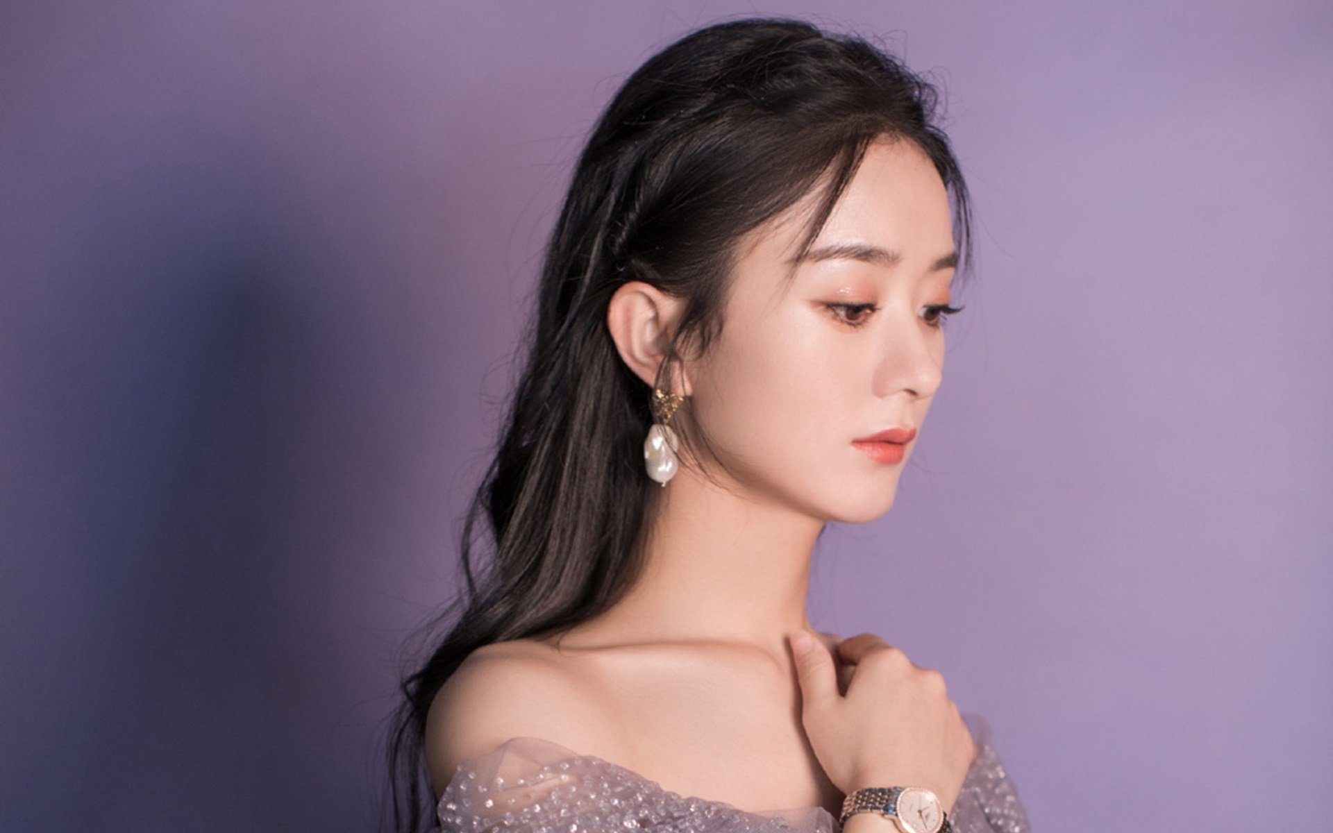 闪电战与天才，美国新势力轻取巴萨，加维刷新纪录背后的足坛变局