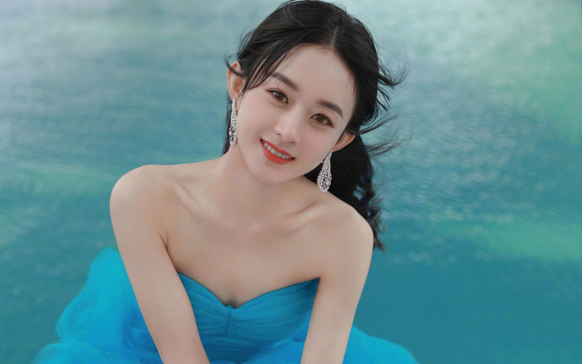 基因觉醒，字母哥狂澜难挽，黄蜂密防压制浙江双雄